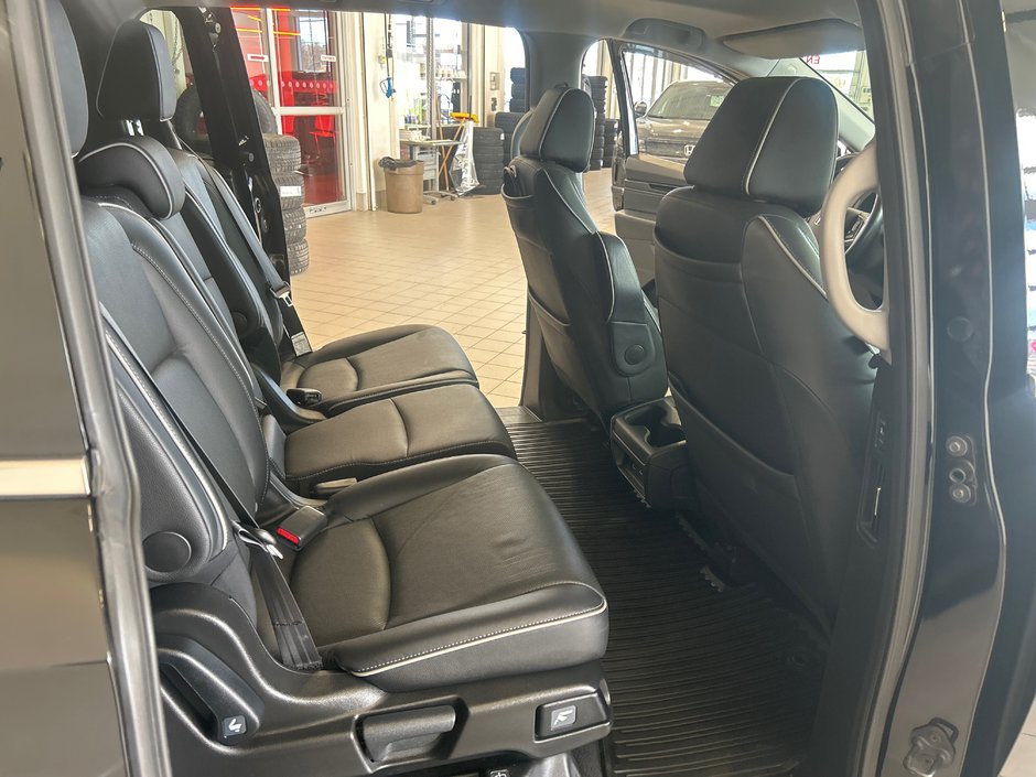 Honda Odyssey Touring 2022-33