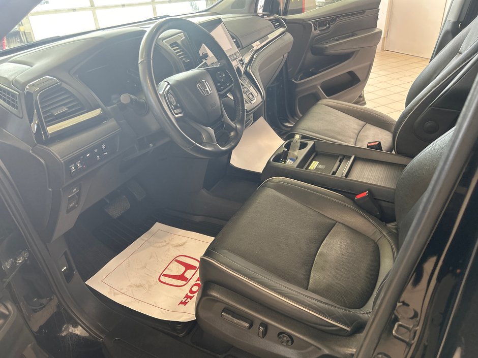 Honda Odyssey Touring 2022-17