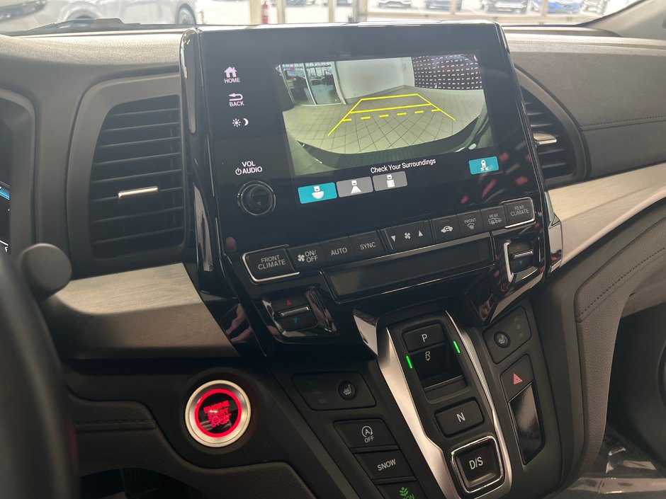 Honda Odyssey EX 2023-29