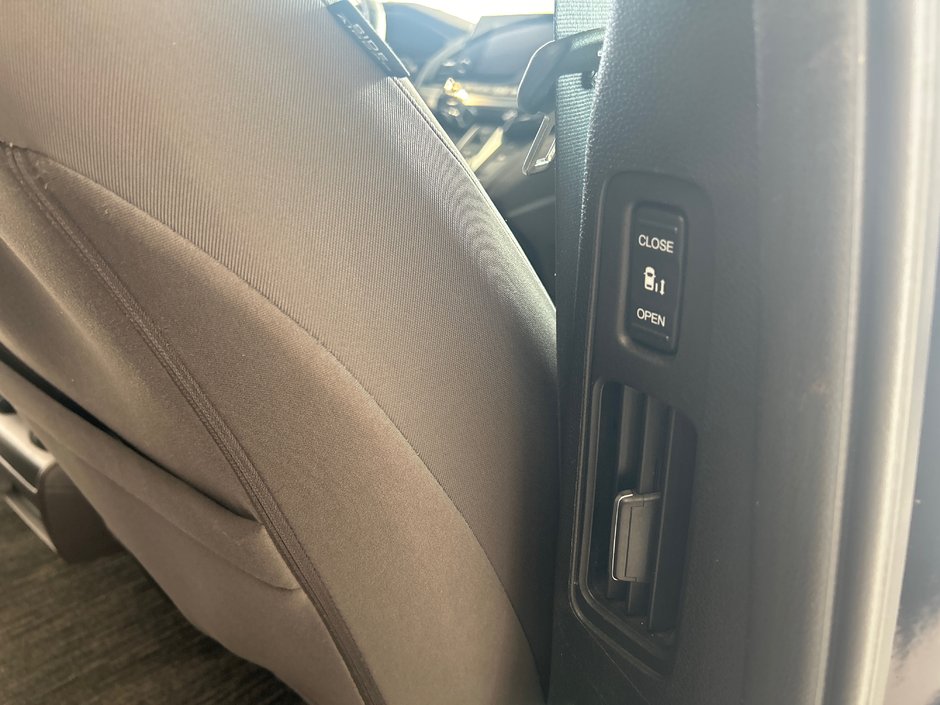 Honda Odyssey EX 2023-14