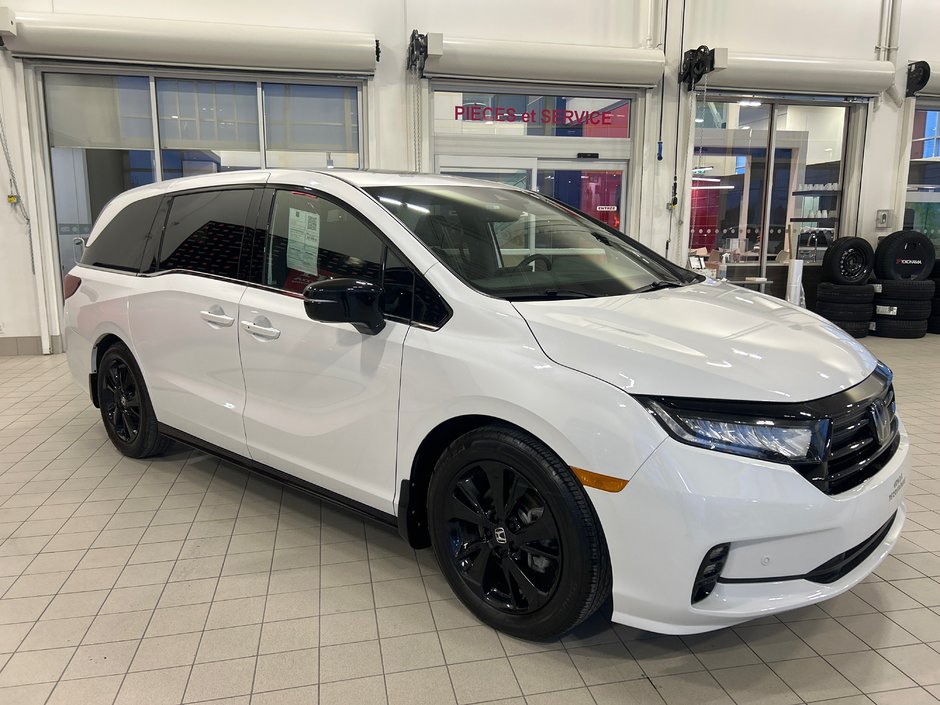 Honda Odyssey Touring / Black Edition 2024-3