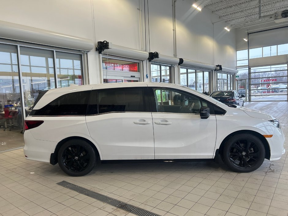 Honda Odyssey Touring / Black Edition 2024-20