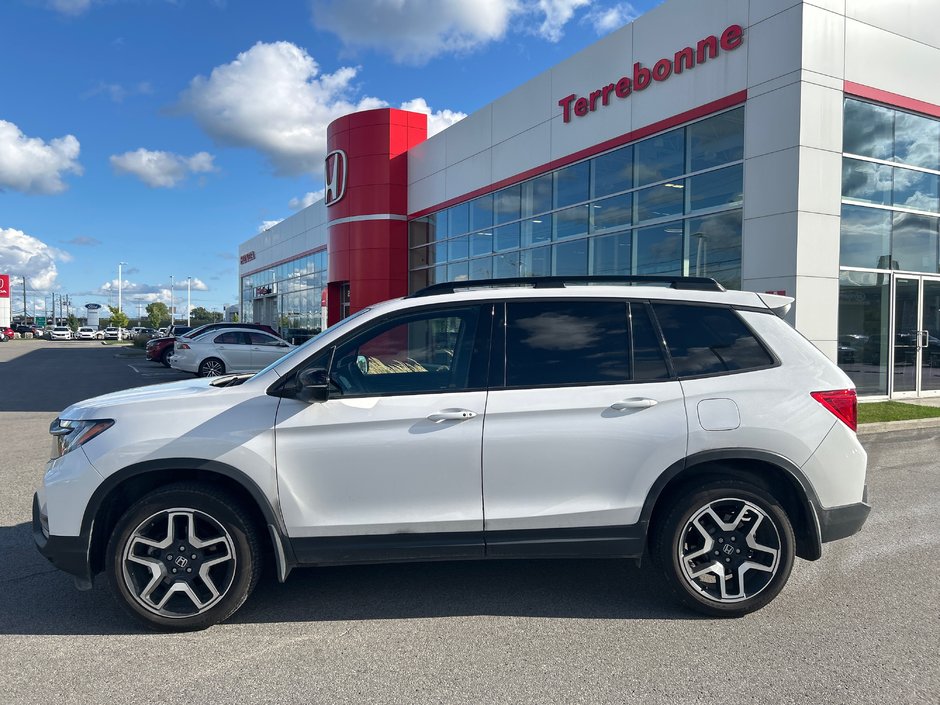 2023 Honda Passport Touring-1