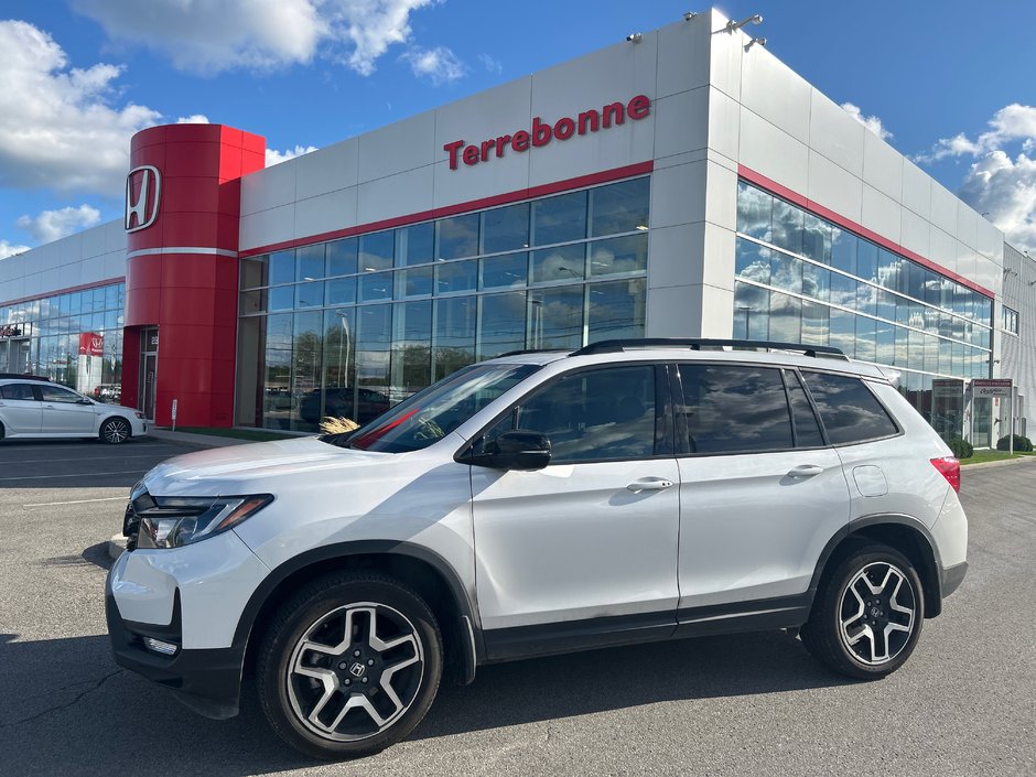 2023 Honda Passport Touring-0