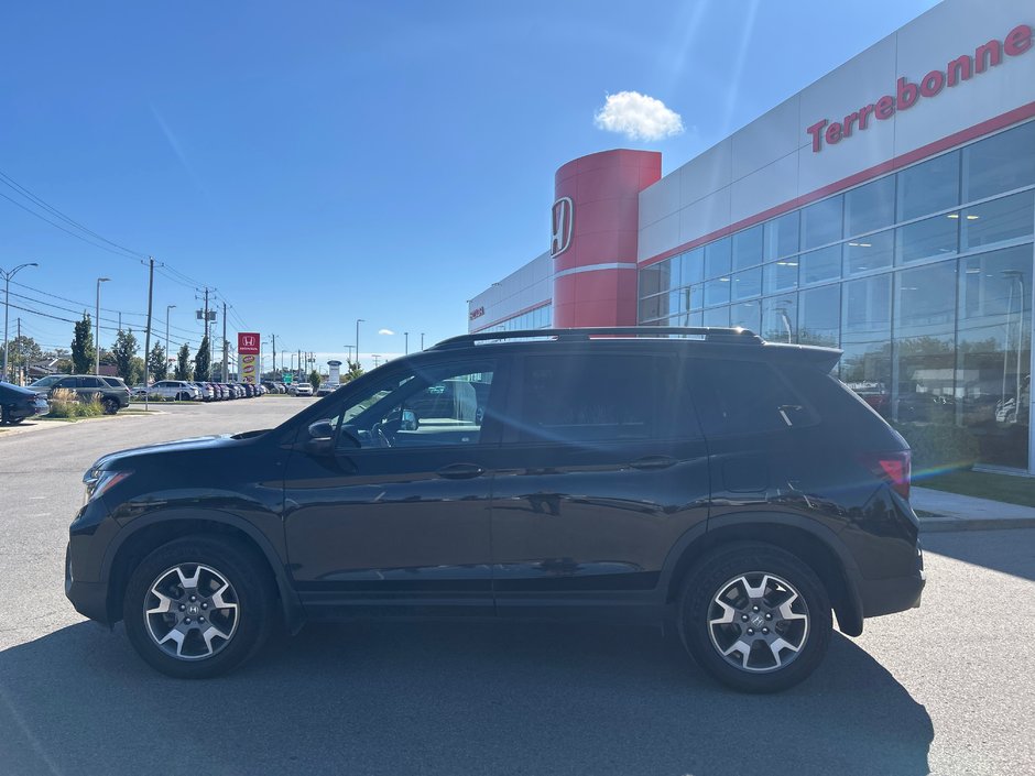 2023 Honda Passport TrailSport-1