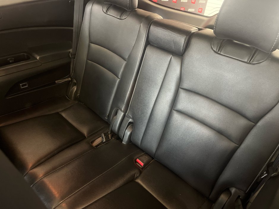 2019 Honda Pilot Touring 7-Passenger-11
