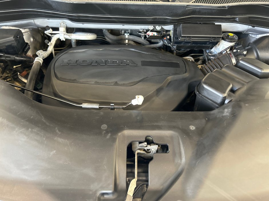 Honda Pilot Touring 7-Passenger 2021-18