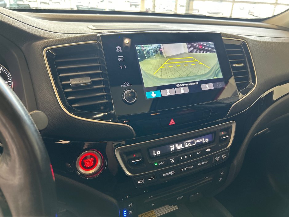 Honda Pilot Touring 7-Passenger 2021-27