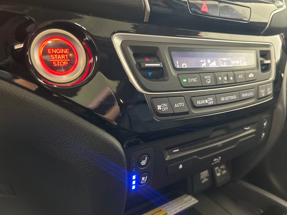 Honda Pilot Touring 7-Passenger 2021-28