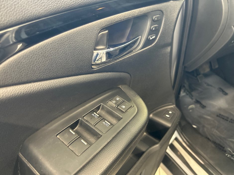 Honda Pilot Touring 7-Passenger 2021-24