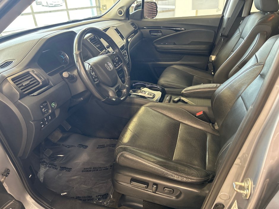 Honda Pilot Touring 7-Passenger 2021-22