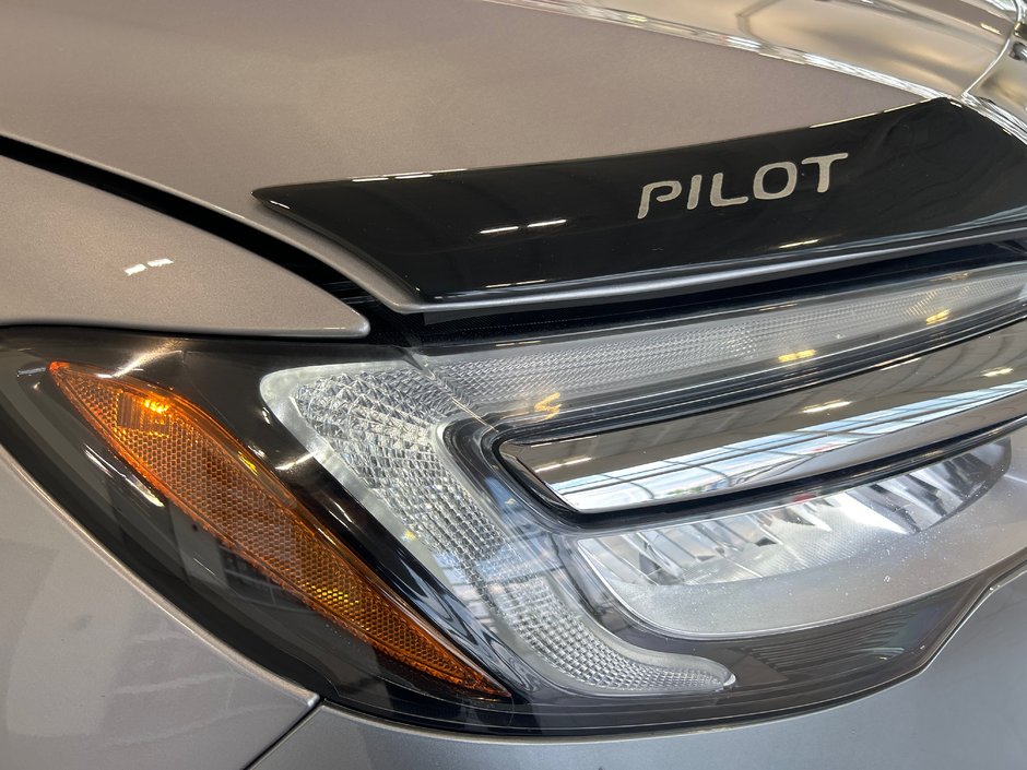 Honda Pilot Touring 7-Passenger 2021-17