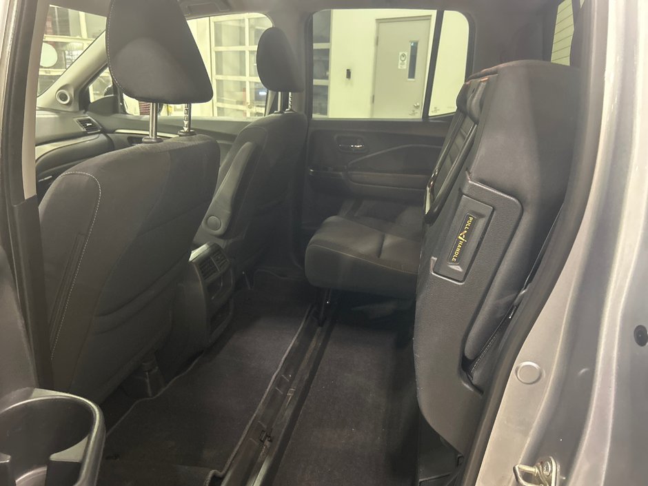 Honda Ridgeline Sport 2017-10