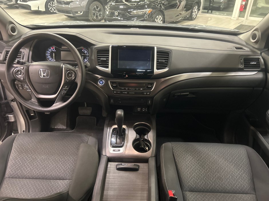 Honda Ridgeline Sport 2017-15