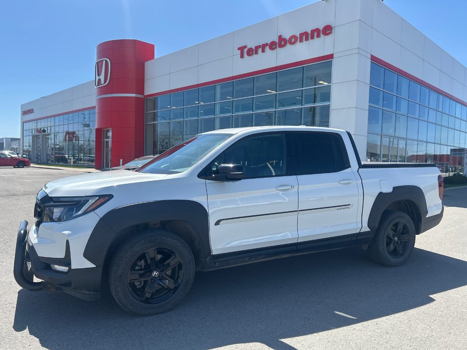 2022 Honda Ridgeline Black Edition-0