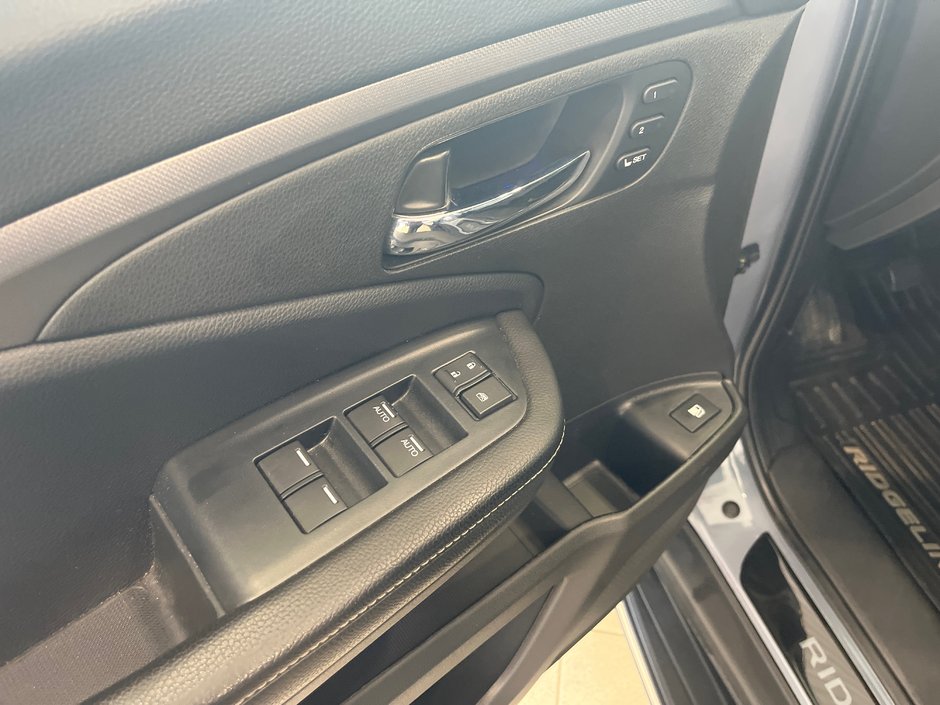 Honda Ridgeline Touring 2023-15
