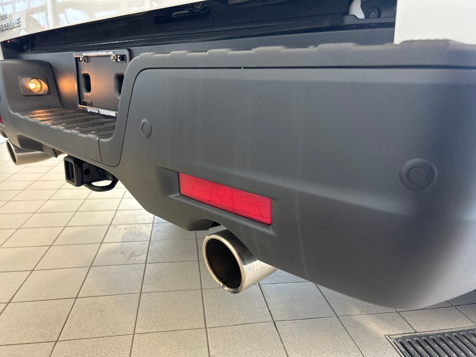 Honda Ridgeline Black Edition 2023-13