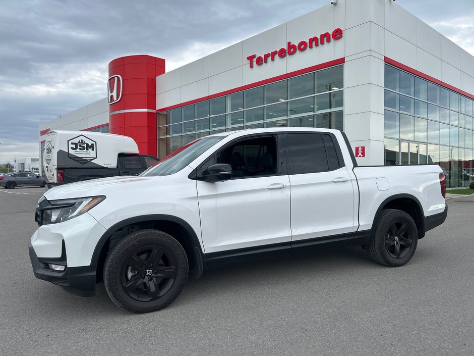 2023 Honda Ridgeline Black Edition-0