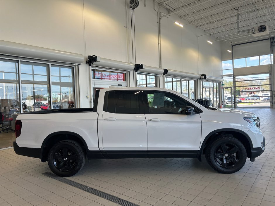 Honda Ridgeline Black Edition 2023-5