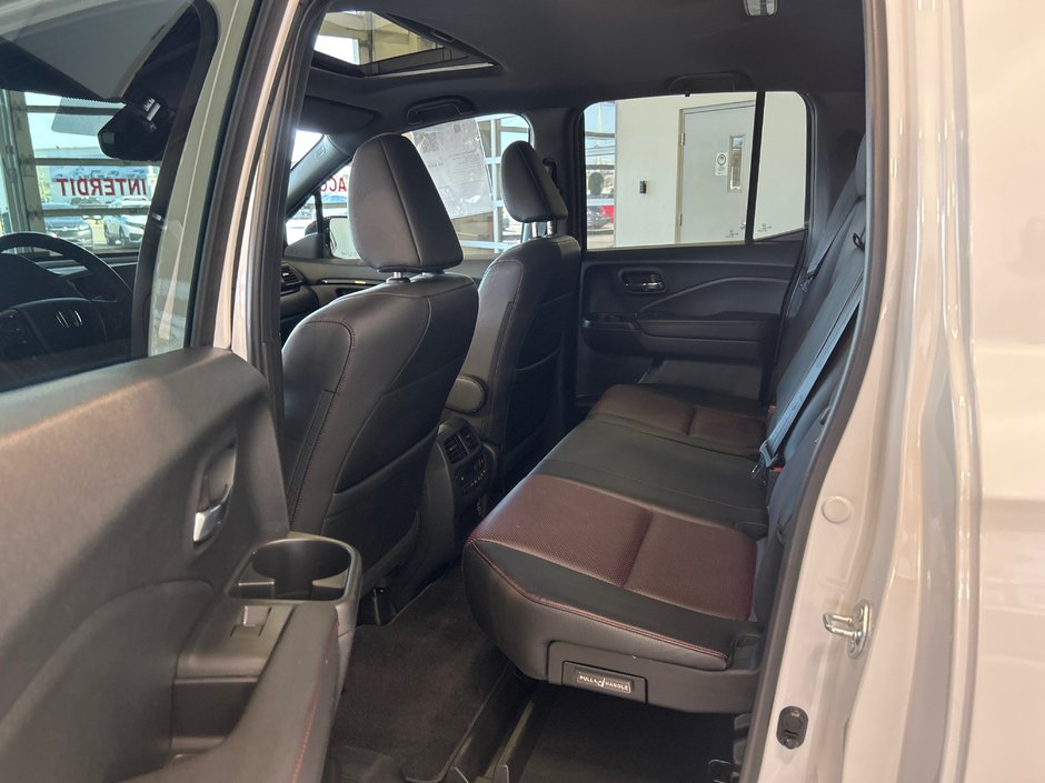 Honda Ridgeline Black Edition 2023-9