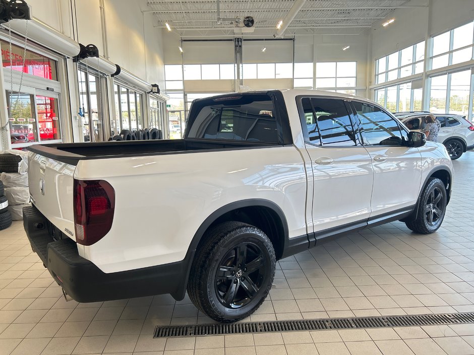 Honda Ridgeline Black Edition 2023-6