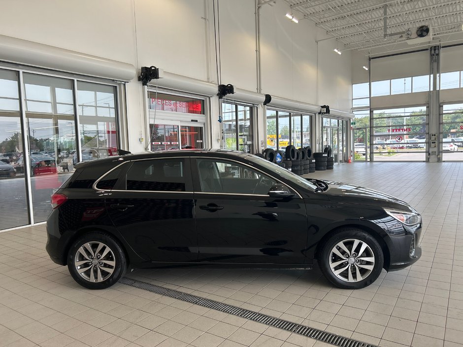 Hyundai Elantra GT Preferred 2020-4