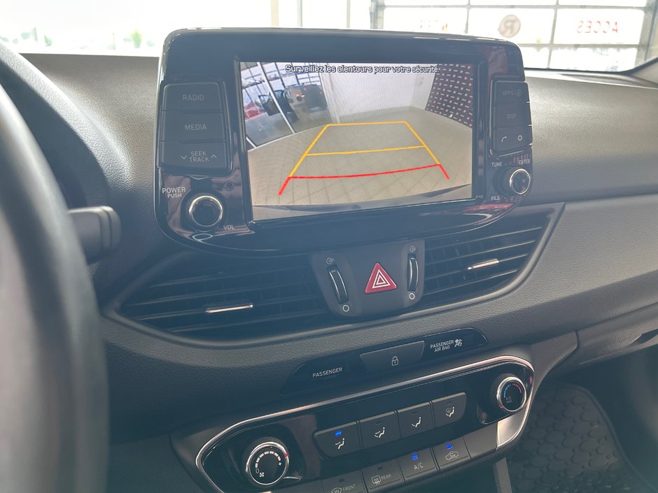 Hyundai Elantra GT Preferred 2020-22