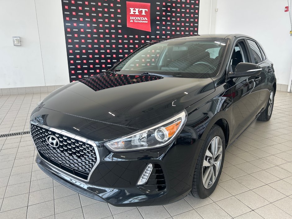 Hyundai Elantra GT Preferred 2020-2