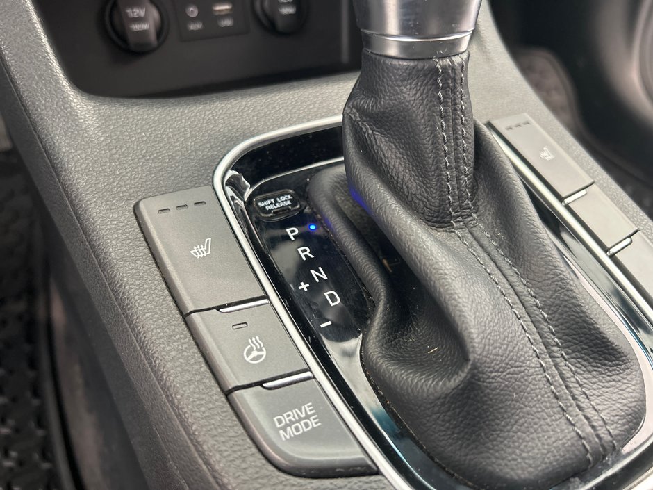 Hyundai Elantra GT Preferred 2020-23