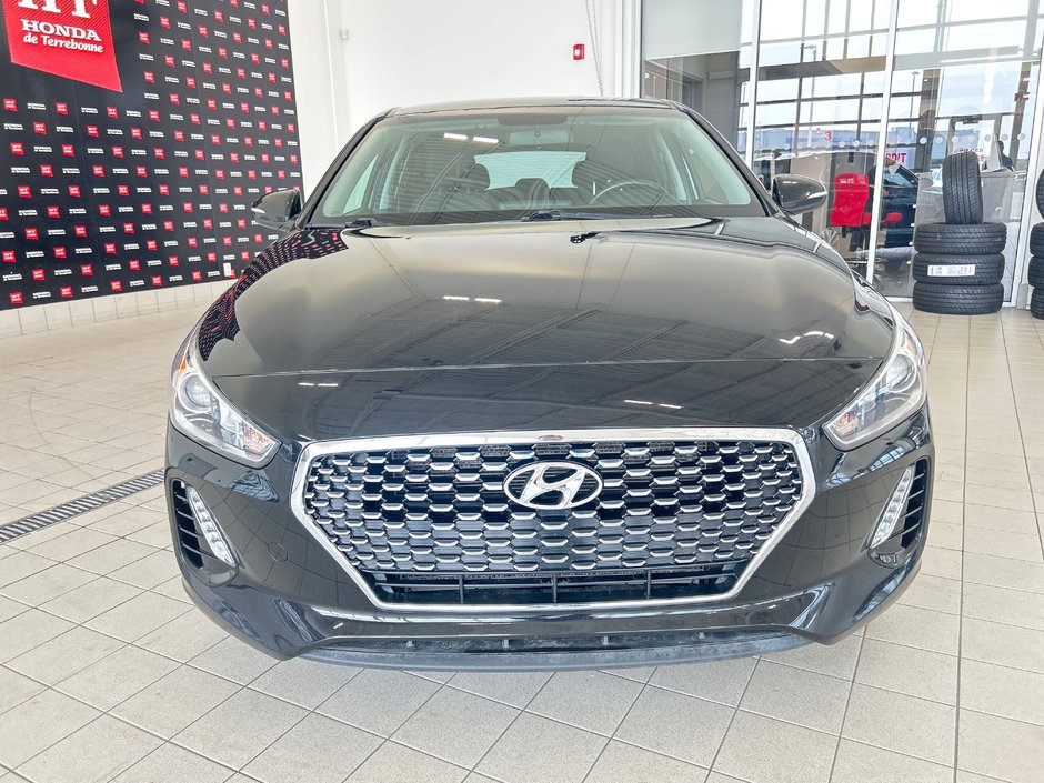 Hyundai Elantra GT Preferred 2020-3
