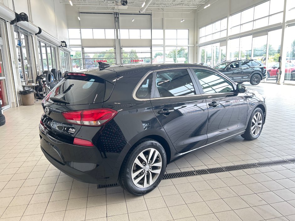 Hyundai Elantra GT Preferred 2020-5