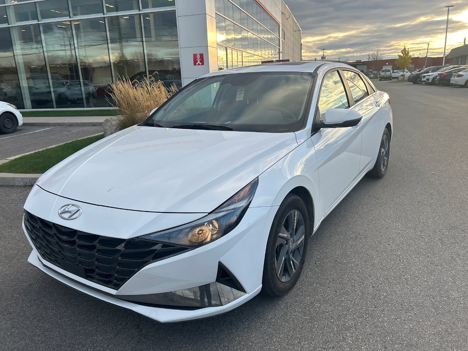 Hyundai Elantra Hybrid Ultimate 2022-8