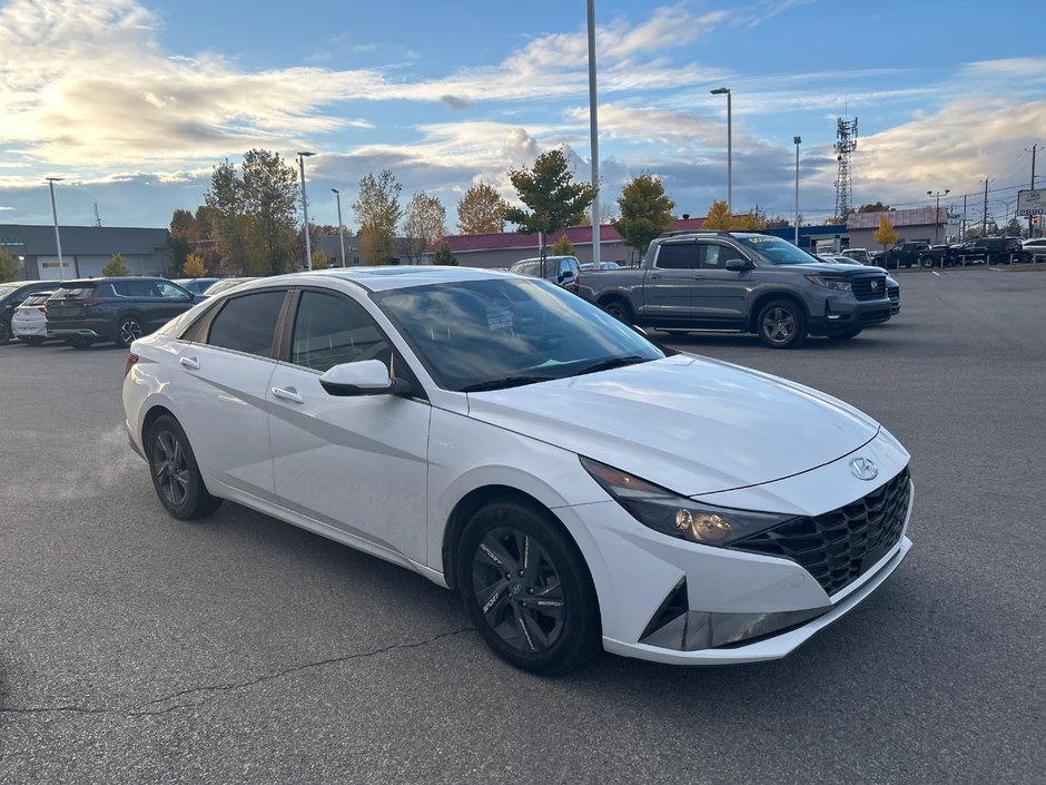 Hyundai Elantra Hybrid Ultimate 2022-6