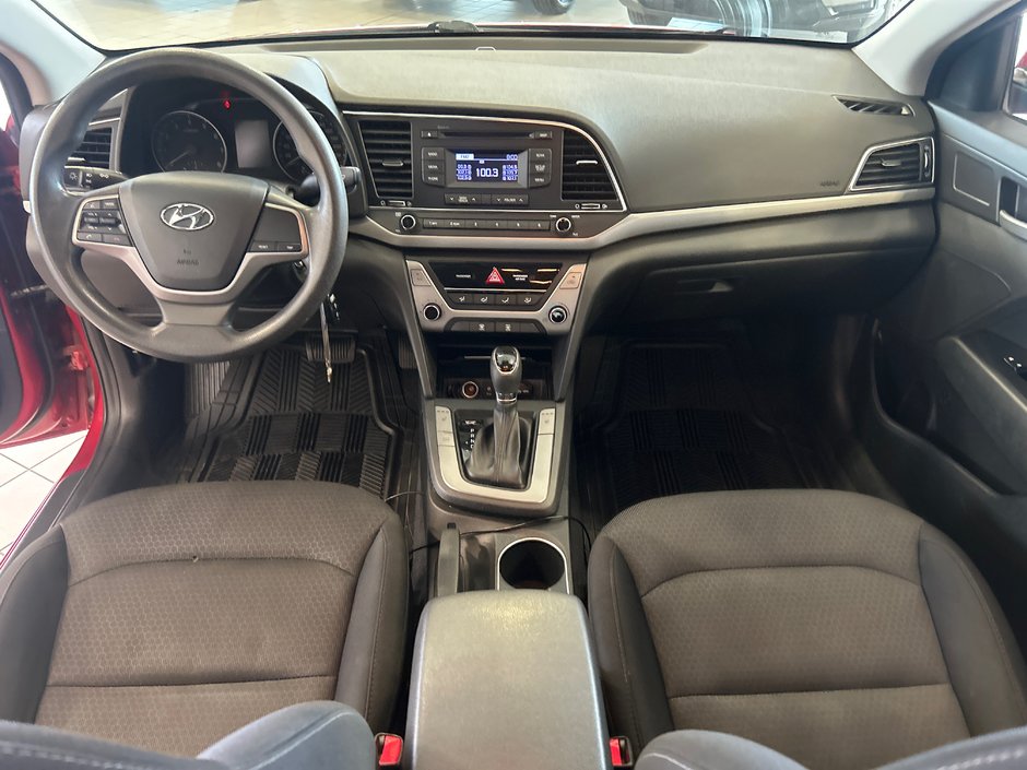 2018 Hyundai Elantra LE-11