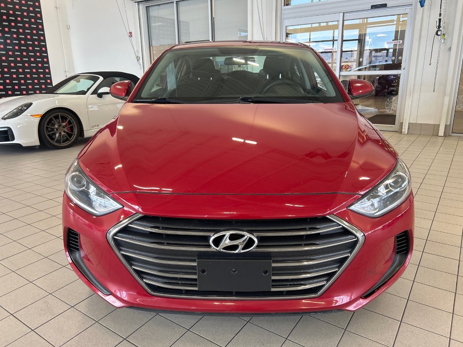 2018 Hyundai Elantra LE-3