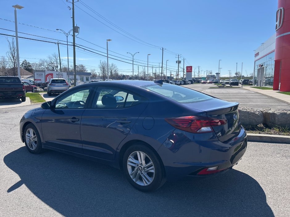 2019 Hyundai Elantra Preferred-3