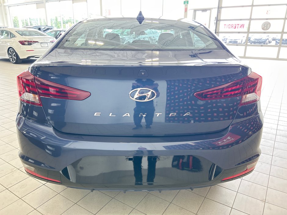 2019 Hyundai Elantra Preferred-6
