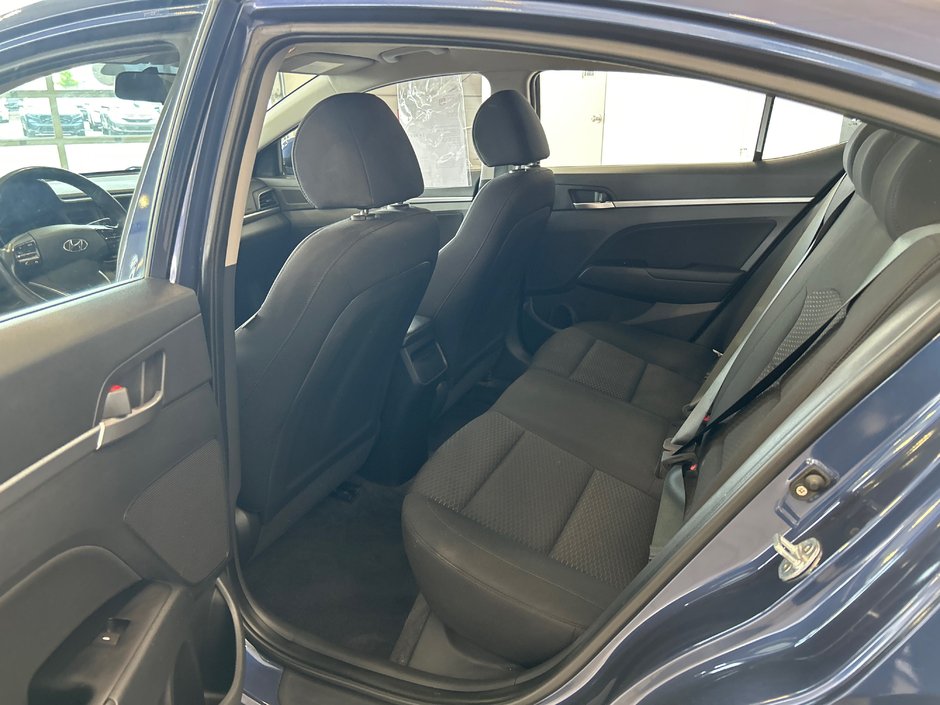 2019 Hyundai Elantra Preferred-8