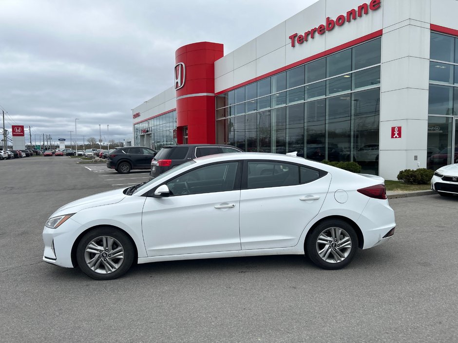 2020 Hyundai Elantra Preferred-1