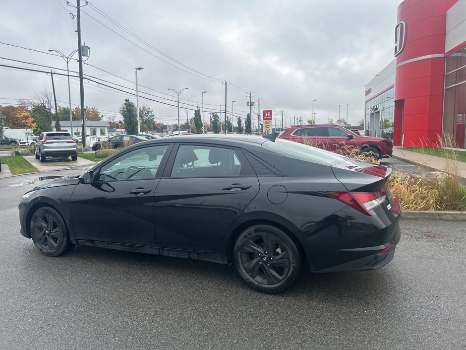 2023 Hyundai Elantra Preferred-2