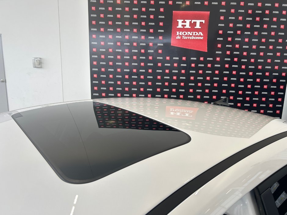 2024 Hyundai Elantra Preferred-18