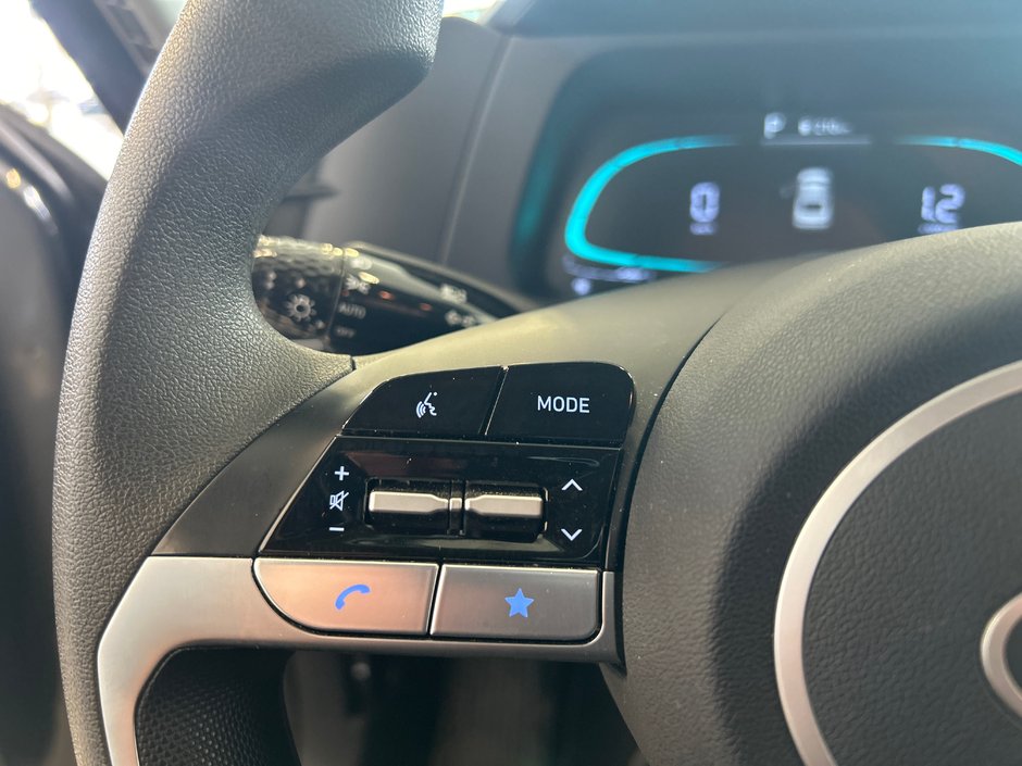 2025 Hyundai Elantra Essential-22