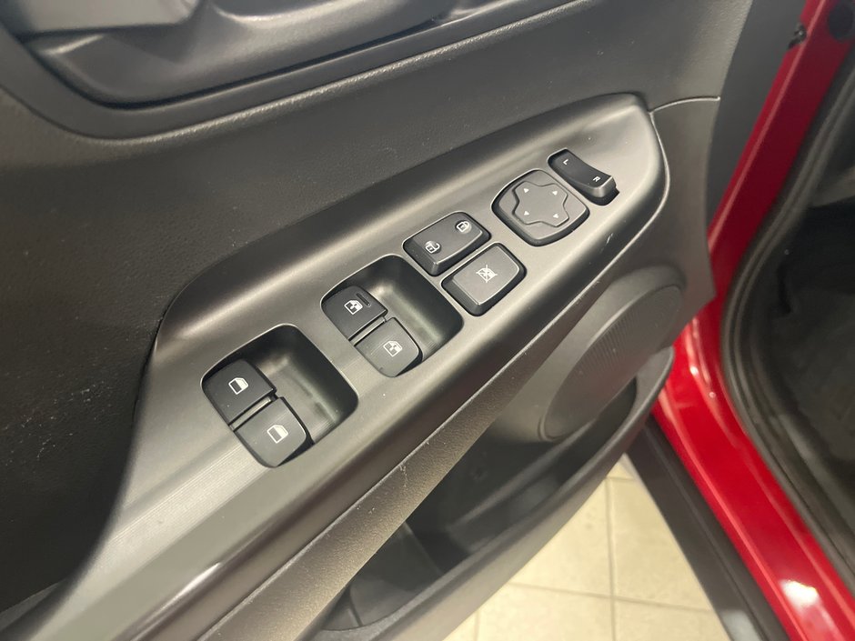 Hyundai Kona Preferred 2020-13