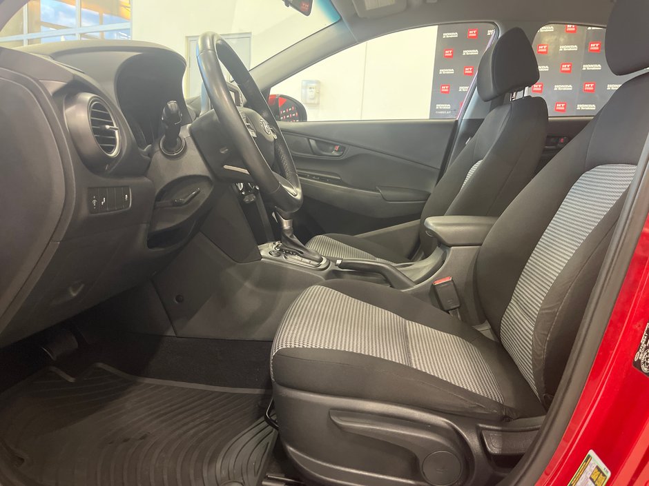 Hyundai Kona Preferred 2020-14