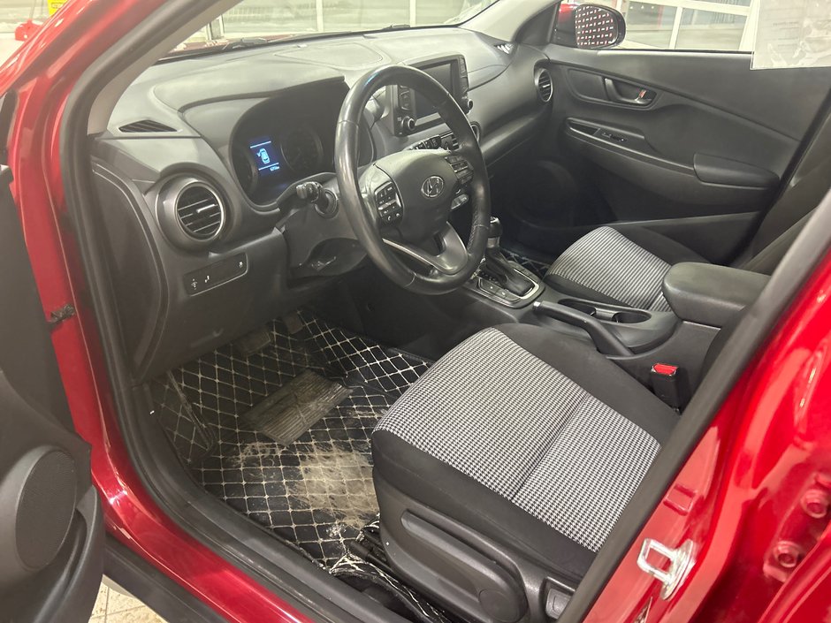 Hyundai Kona Preferred 2021-15