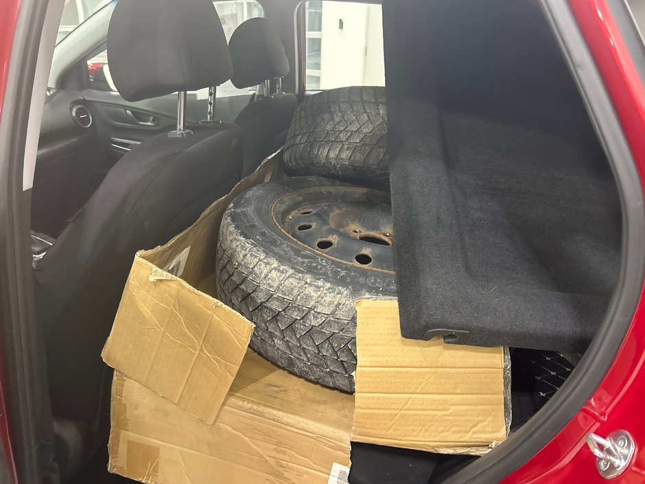 Hyundai Kona Preferred 2021-9