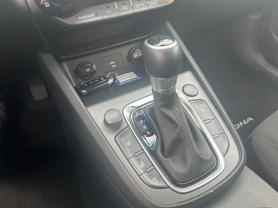 Hyundai Kona Preferred 2022-11