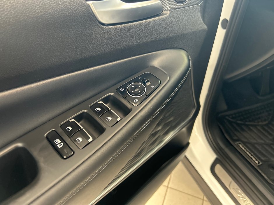2021 Hyundai Santa Fe Hybrid Luxury-24