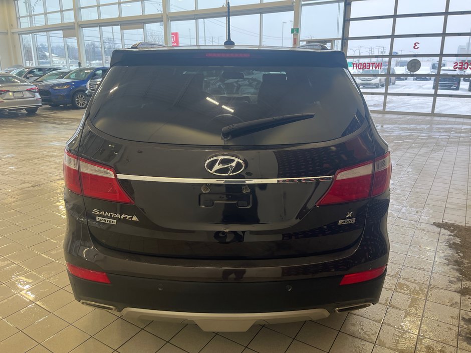 2016 Hyundai Santa Fe XL Limited-5