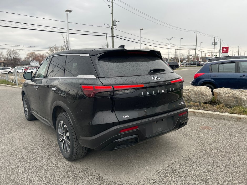 Infiniti QX60 PURE 2023-3